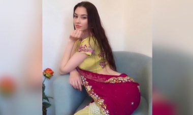 Fiona Allison and Indian Saree, A French Affaire