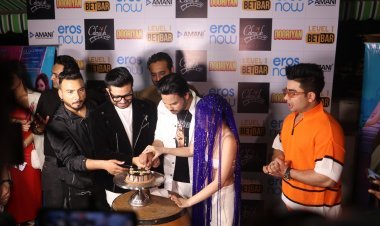 Uorfi Javed's stunning outfit steals the spotlight at 'Dooriyan' music launch