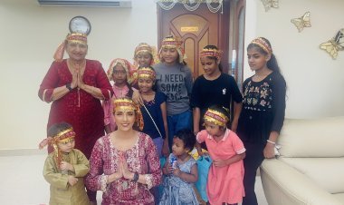 Jyoti Saxena Celebrates Navratri By Offering Kanya Bhojan Along With Maha Havan At Her Humble Abode- Check Picks