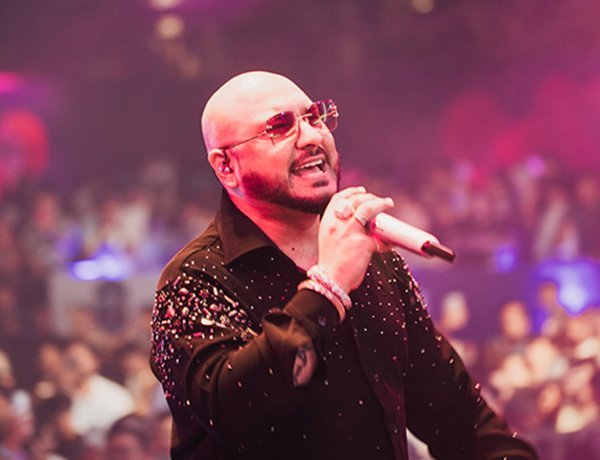 Shreya Ghoshal, B Praak Team Up in Sizzling “Ishq Bukhaar”