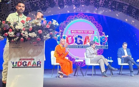 Celebrity Host Harshit Dhingaun at the World’s Biggest Influencers Summit – ISKCON Creators Summit